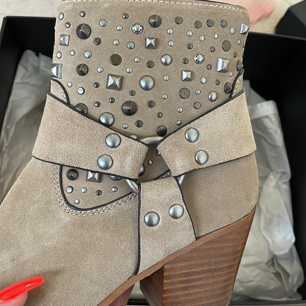 Coach Women Pia Stud West Boots in cream color - Picture 8 of 13